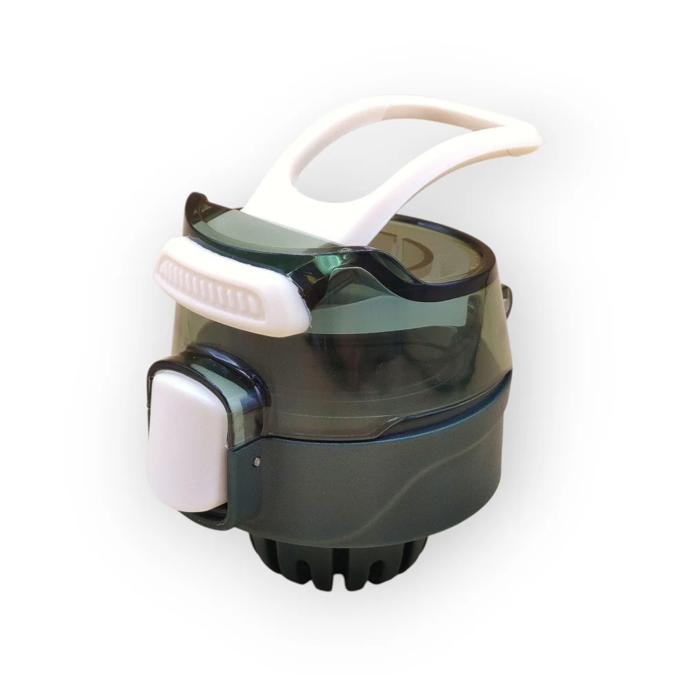 قمقمه با دستهی ارگونومیک برای حمل آسان