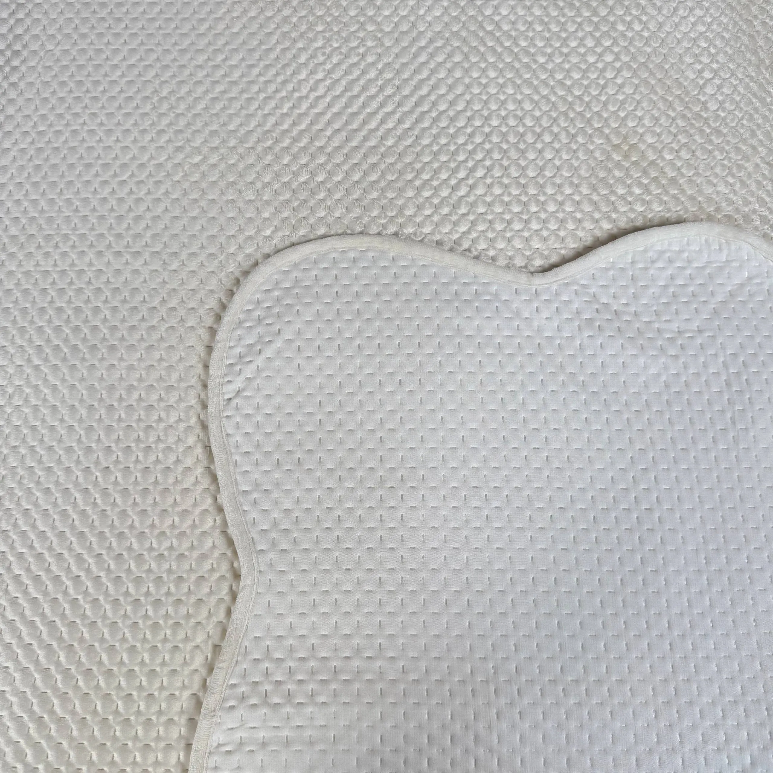 روتختی مخمل دو نفره کریستال طرح برجسته سایز ۲۳۰×۲۴۰ سانتیمتر - تصویر 22